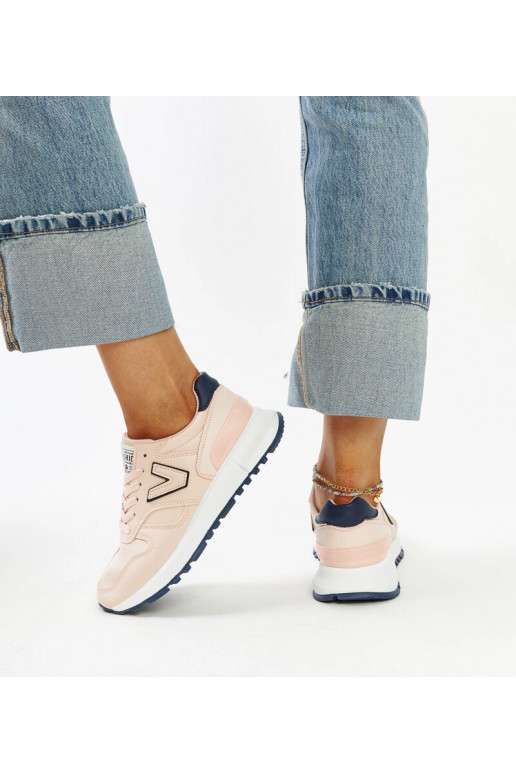 Różowe sneakersy na grubszej... Różowe sneakersy na grubszej...