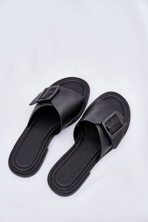 Ladies leather sandals with buckle D&A SJ2302-01 Black