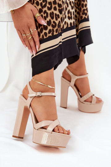 Women's sandals on high heel and platform glossy beige Jovenes 2