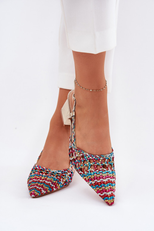    I Szpiczastymi Noskami  Resterri