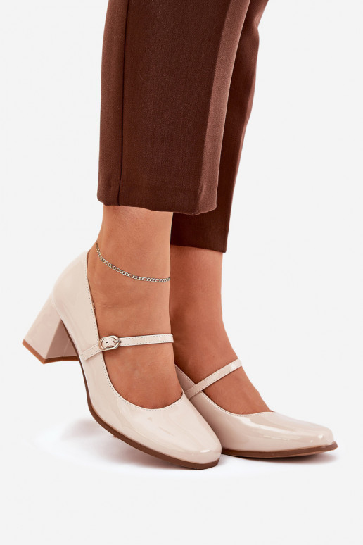 Lacquered high heels with strap and buckle beige Tammirea