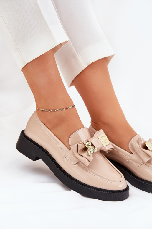 Patented moccasins with bow and decorative brooch beige Leandriel