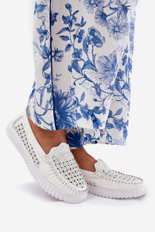 Skórzane Mokasyny Damskie Z Ażurowym Wzorem Vinceza 88028 Białe Skórzane Mokasyny Damskie Z Ażurowym Wzorem Vinceza 88028 Białe