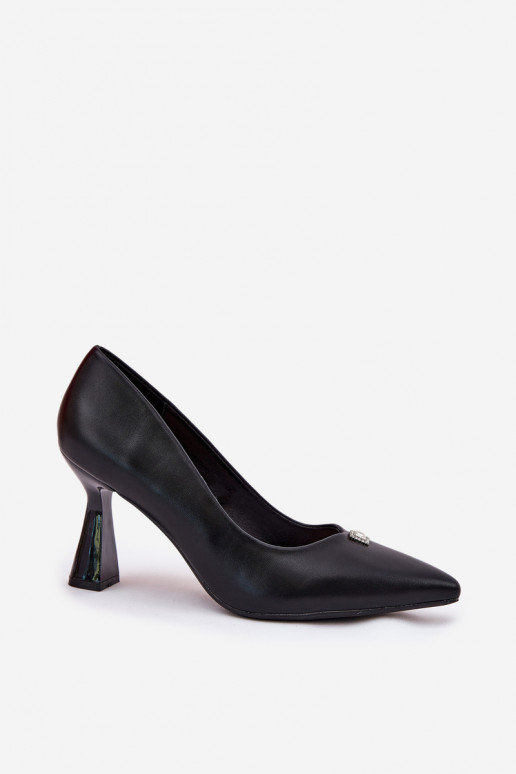 Elegant Heels on a Flared Stiletto Vinceza 62222 Black Elegant Heels on a Flared Stiletto Vinceza 62222 Black