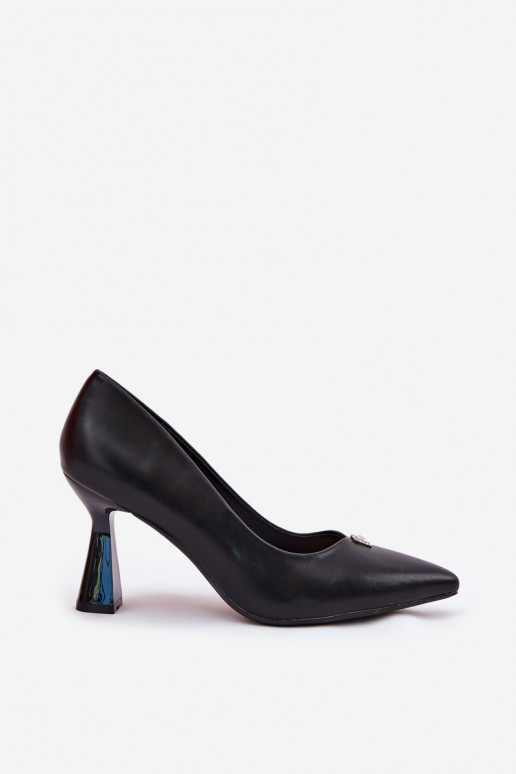 Elegant Heels on a Flared Stiletto Vinceza 62222 Black Elegant Heels on a Flared Stiletto Vinceza 62222 Black