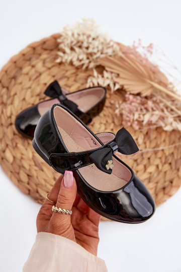 Children's patent leather ballerina flats with bow and Velcro black cat 2