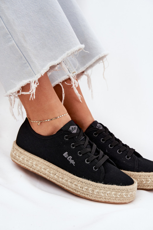 Ladies Sneakers With Braiding Lee Cooper LCW-25-44-3216 Black Ladies Sneakers With Braiding Lee Cooper LCW-25-44-3216 Black