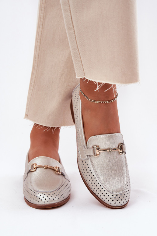 Skórzane Mokasyny Damskie Z Ozdobą Na Płaskim Obcasie S.Barski LR51-594 Srebrne