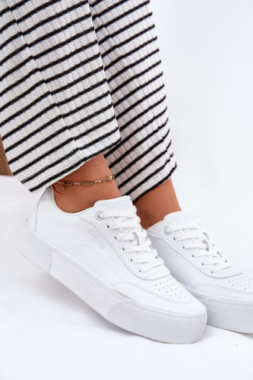 Low sneakers made of eco leather Big Star RR274303 White 2
