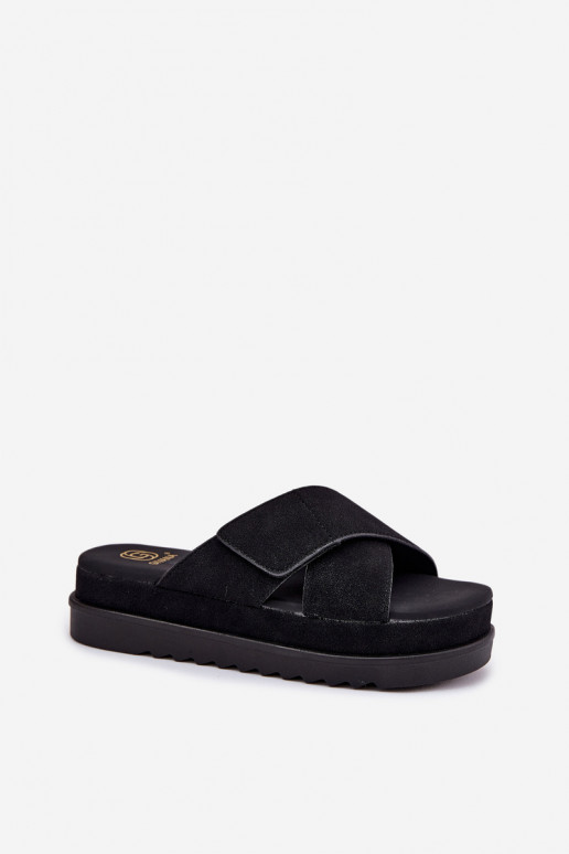   Z Przeplatającymi Się Paskami  Rinasara