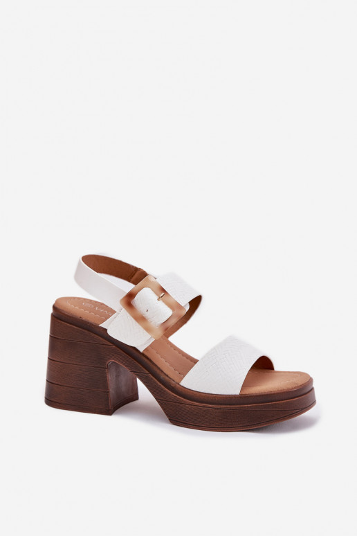 Ladies sandals on a chunky heel and platform White Vinceza 17387