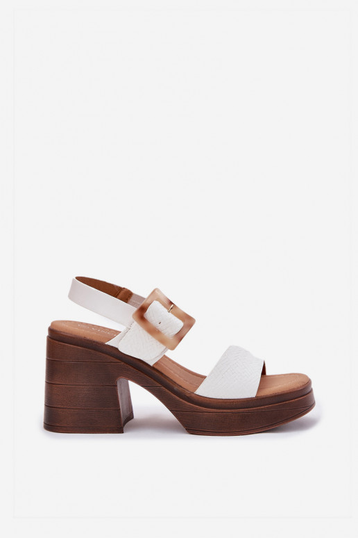 Ladies sandals on a chunky heel and platform White Vinceza 17387