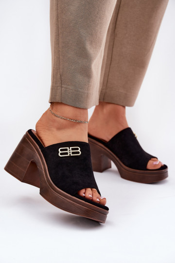 Ladies Sandals On Chunky Heel With Golden Detail Vinceza 17400 Black