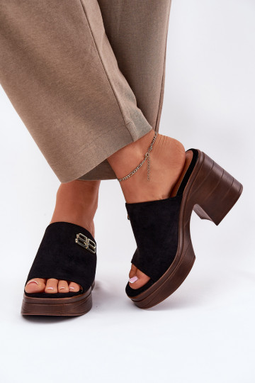 Ladies Sandals On Chunky Heel With Golden Detail Vinceza 17400 Black 2