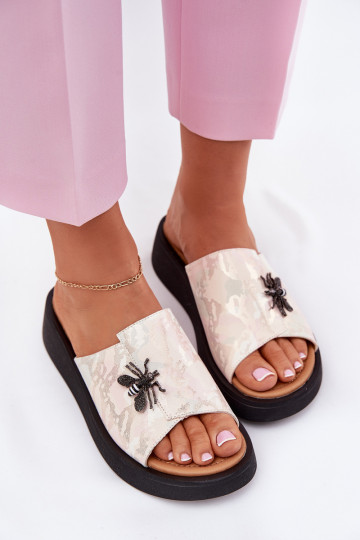 Ladies Leather Slippers With Brooch Vinceza 66752 Beige