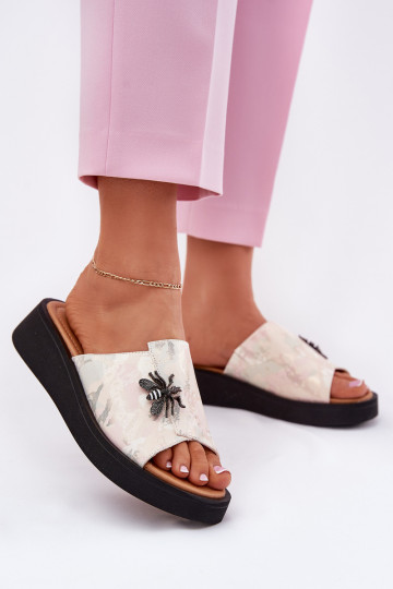 Ladies Leather Slippers With Brooch Vinceza 66752 Beige 2