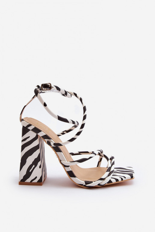Trendy High-Heeled Sandals Black and White Josette