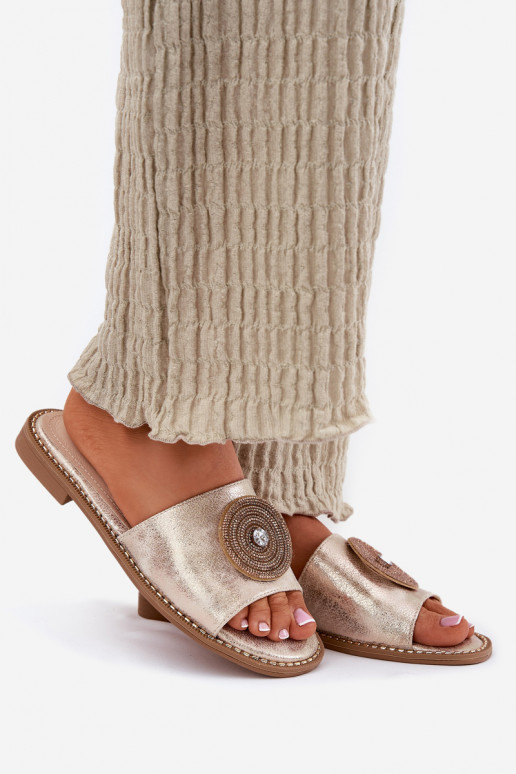 Klapki Damskie Na Płaskim Obcasie Z Ozdobą S.Barski KV51-013 Złote