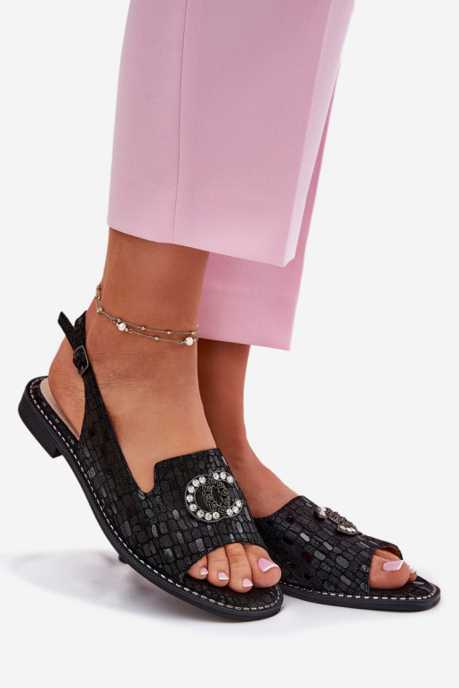 Skórzane Sandały Z Ozdobą Na Płaskim Obcasie S.Barski KV51-096 Czarne