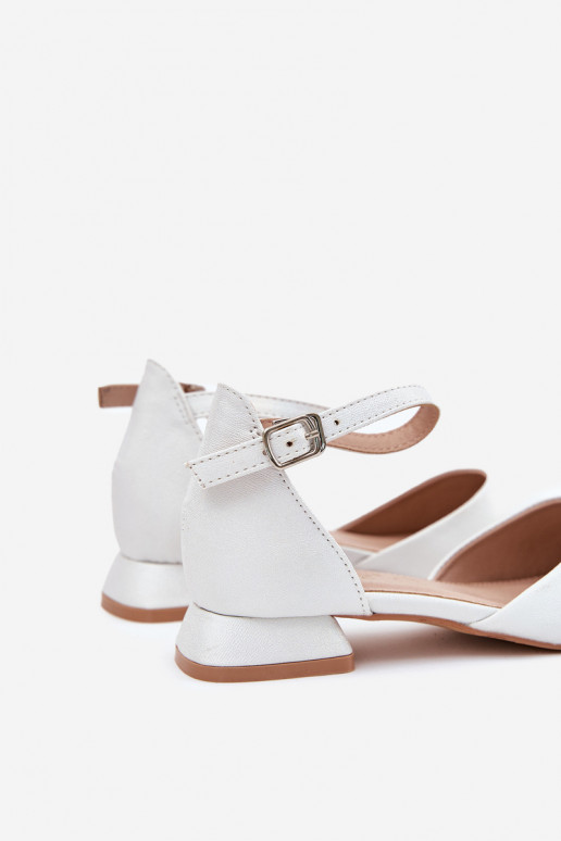 Children's Shiny Sandals On Low Heel White Nelly Children's Shiny Sandals On Low Heel White Nelly