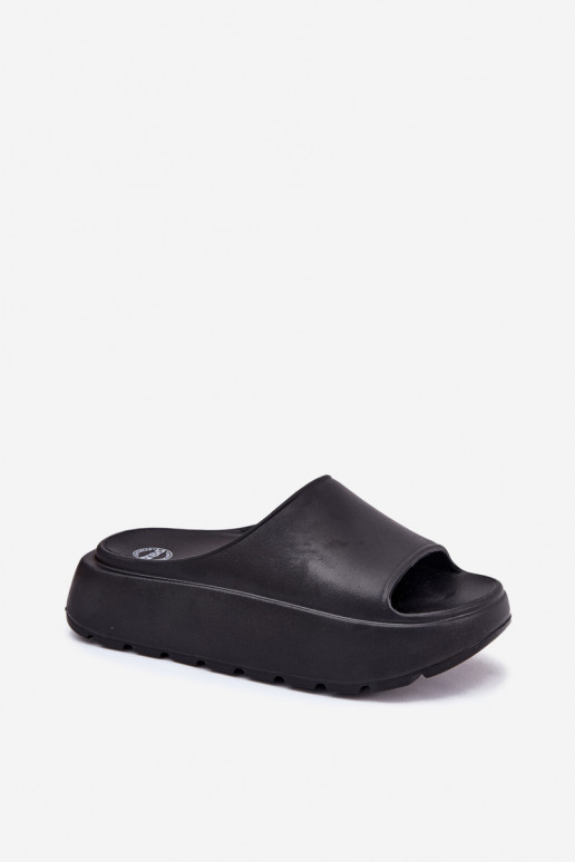 Foam women's sandals on platform black Xalvania