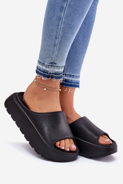 Foam women's sandals on platform black Xalvania