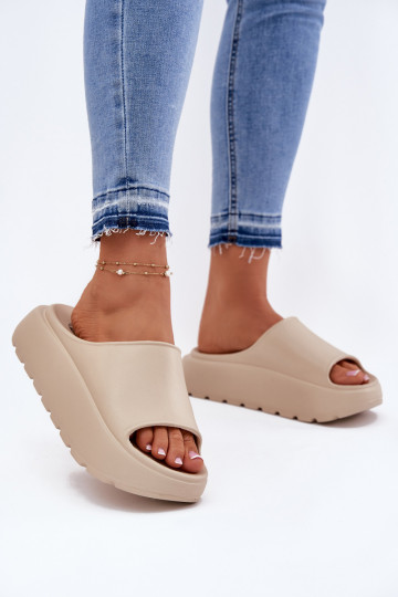 Foam Women's Slippers On Platform Beige Xalvania