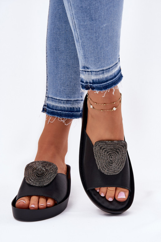 Leather Ladies Slippers With Decoration KV51-028 Black Leather Ladies Slippers With Decoration KV51-028 Black