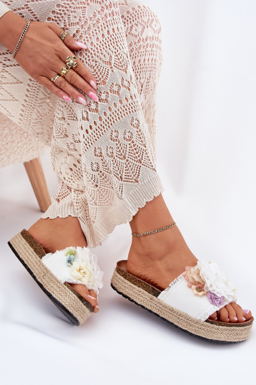 Women's sandals with flowers platform with weaving white Zenvanis Women's sandals with flowers platform with weaving white Zenvanis