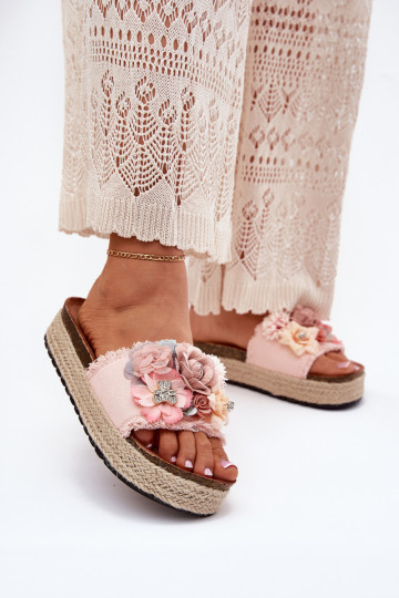 Ladies Platform Sandals With Braiding And Flowers Pink Chellia 2