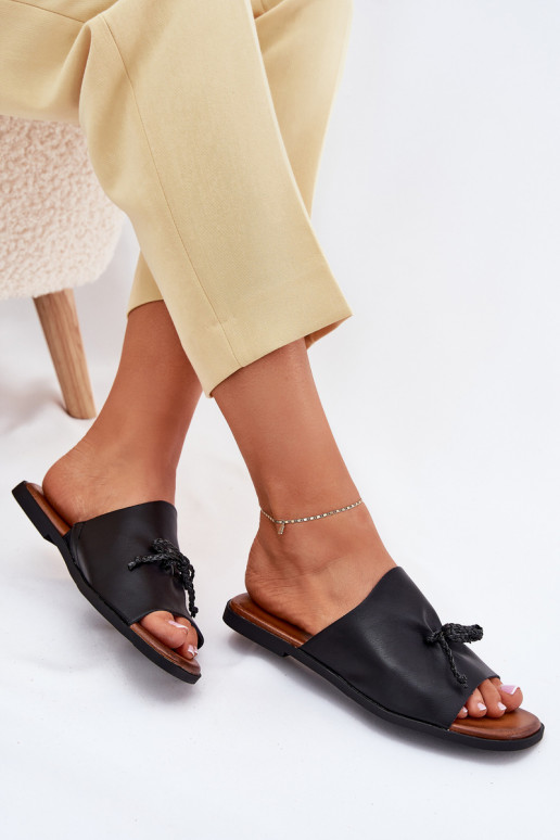Women's flat sandals with decorative tying black Norela Women's flat sandals with decorative tying black Norela
