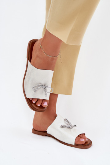 Women's sandals on flat heel with decorative tying silver Norela