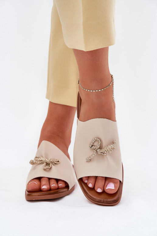 Women's sandals on a flat heel with decorative tying beige Norela Women's sandals on a flat heel with decorative tying beige Norela