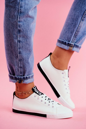 Women's Sneakers Classic Black Ville