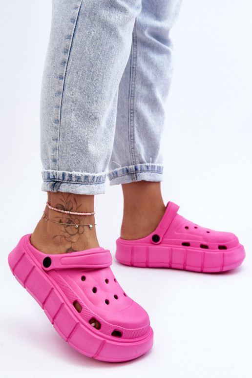 Women's Foam Platform Crocs Fuchsia Beckett
