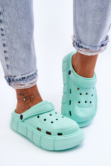 Women's Foam Platform Crocs Mint Beckett 2