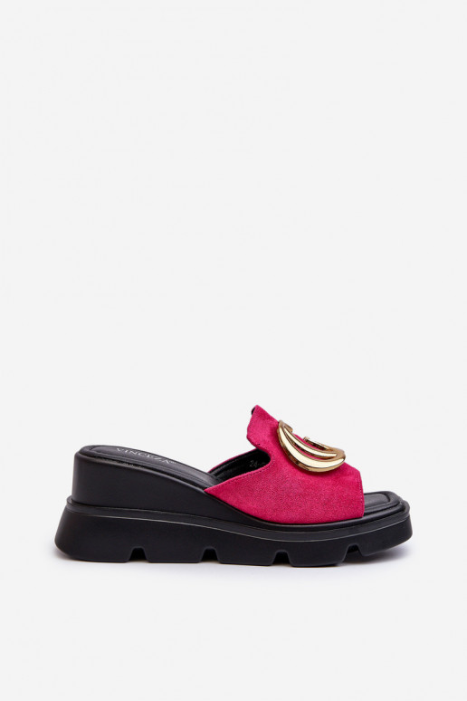 Women's sandals in eco suede on a wedge and platform with golden decoration fuchsia Iaria