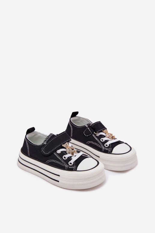   Ze Złotą Przypinką   Solena