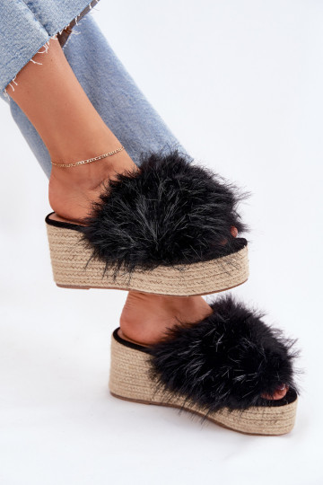 Women's wedge sandals with fur and braiding black Virela