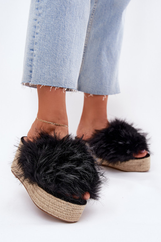 Women's wedge sandals with fur and braiding black Virela