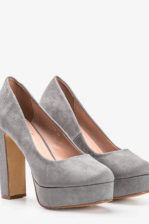 Szare wysokie czółenka na platformie...