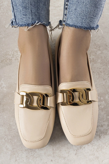 Beige loafers Hashtag 2