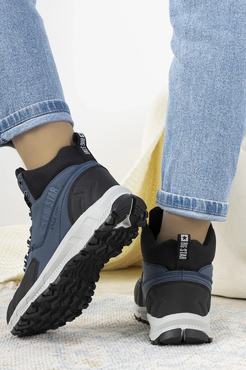 Granatowe obuwie... 2