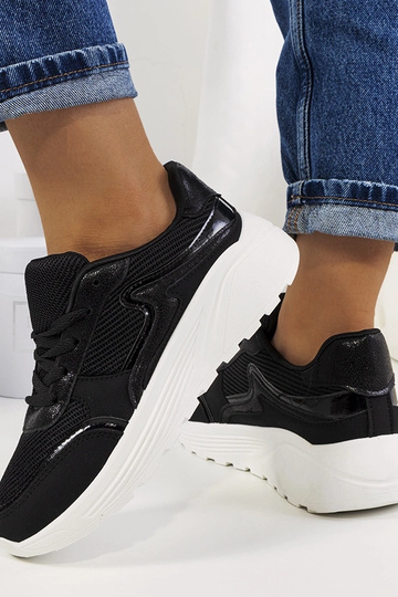 Czarne sneakersy damskie...