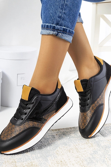 White sneakers Ingram 2