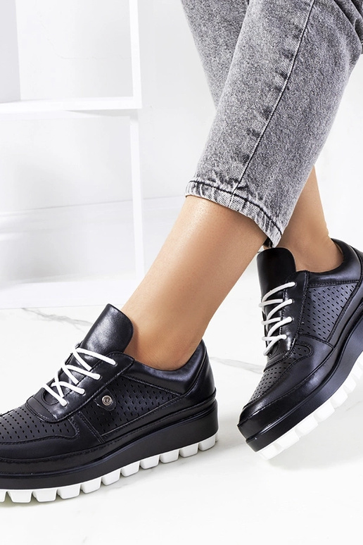 Czarne ażurowe sneakersy Assels