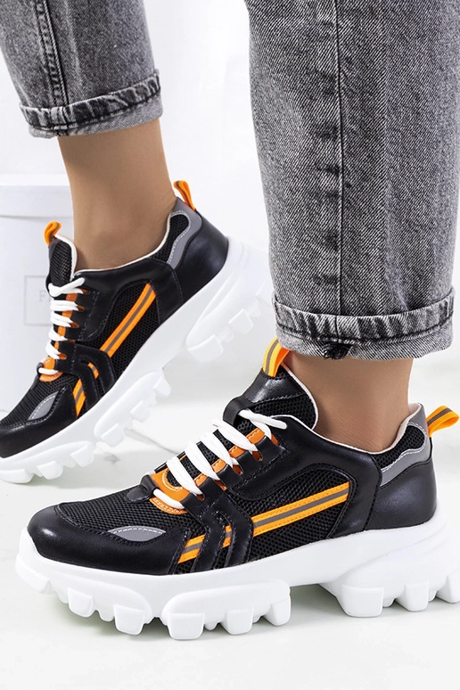 White sneakers Ingram