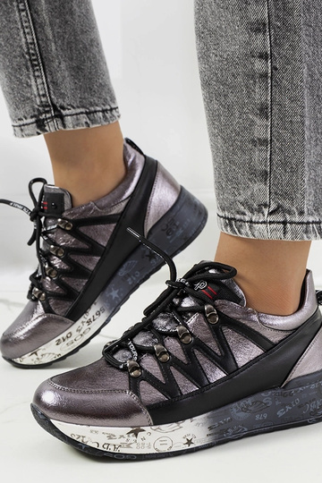 Szare metaliczne sneakersy... 2