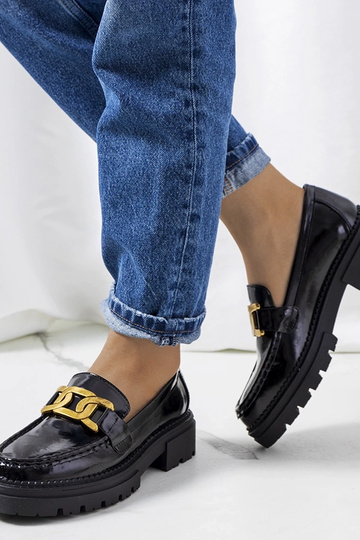 Czarne mokasyny na wysokiej...