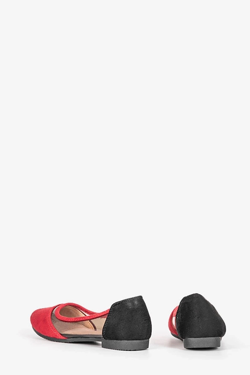 Czerwone zamszowe balerinki dziecięce...